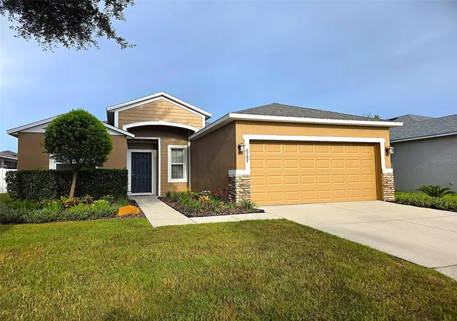 Photo 1 of Sale Pending at 6787 Glenbrook Dr, Lakeland, FL 33811 | MLS# L4964461 | Listing updated on 2026-08-31