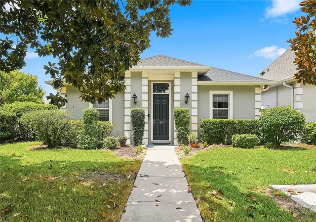 Photo 2 of Single family home for sale at 746 Country Ln, Orlando, FL 32804 | MLS# S5156019 | Listing updated on 2026-08-21