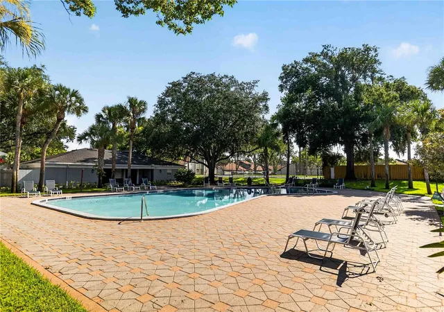 25th image of 285 Lewfield Cir #285, Winter Park, FL 32792 | MLS# O6435396