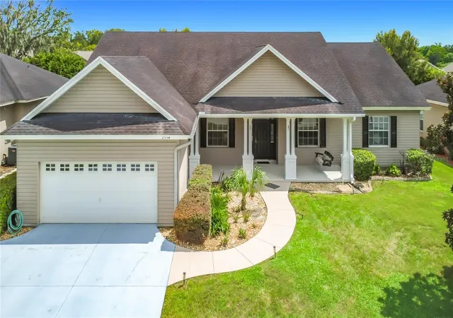 Photo 2 of Single family home for sale at 2534 Iris Ann Dr, Lakeland, FL 33810 | MLS# O6435398 | Listing updated on 2026-09-25