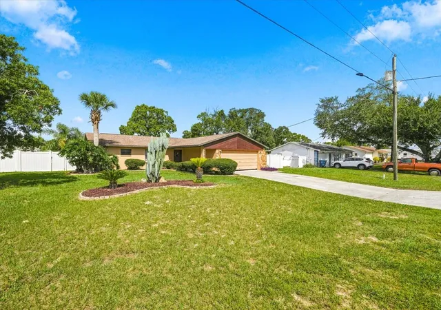 3rd image of 3213 Gibson Ave, Spring Hill, FL 34609 | MLS# W7888785
