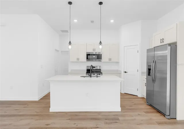Photo 4 of Single family home for sale at 10615 N Didiscus Dr, Citrus Springs, FL 34434 | MLS# O6435406 | Listing updated on 2026-10-10