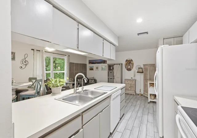 Photo 3 of Single family home for sale at 10624 Encino Ct, Port Richey, FL 34668 | MLS# TB8541012 | Listing updated on 2026-10-21