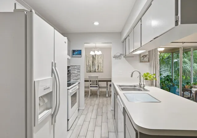 Photo 3 of Single family home for sale at 10624 Encino Ct, Port Richey, FL 34668 | MLS# TB8541012 | Listing updated on 2026-10-21