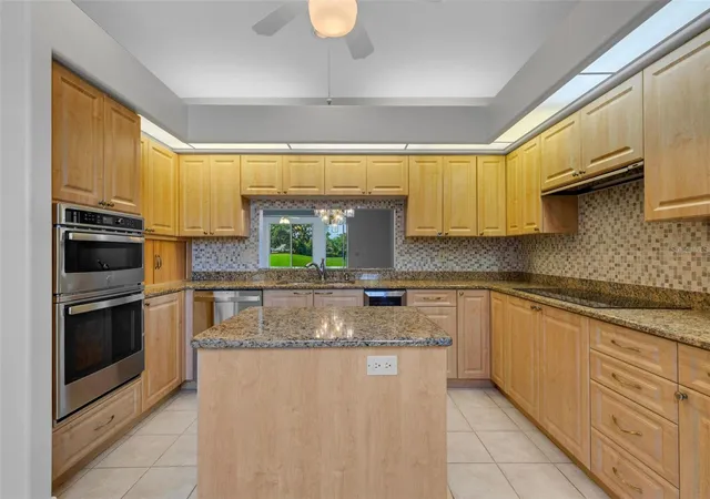 Photo 3 of Single family home for sale at 4044 Penshurst Park, Sarasota, FL 34235 | MLS# A4703622 | Listing updated on 2026-08-30