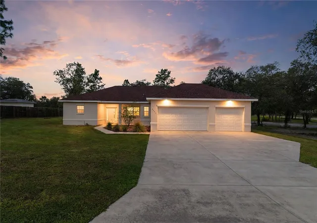 Photo 1 of Single family home for sale at 8451 Nuzum Rd, Weeki Wachee, FL 34613 | MLS# OM730805 | Listing updated on 2026-09-13