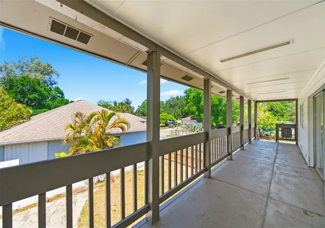 Photo 3 of House for sale at 5136 68Th St N, St Petersburg, FL 33709 | MLS# TB8541016 | Listing updated on 2026-10-20