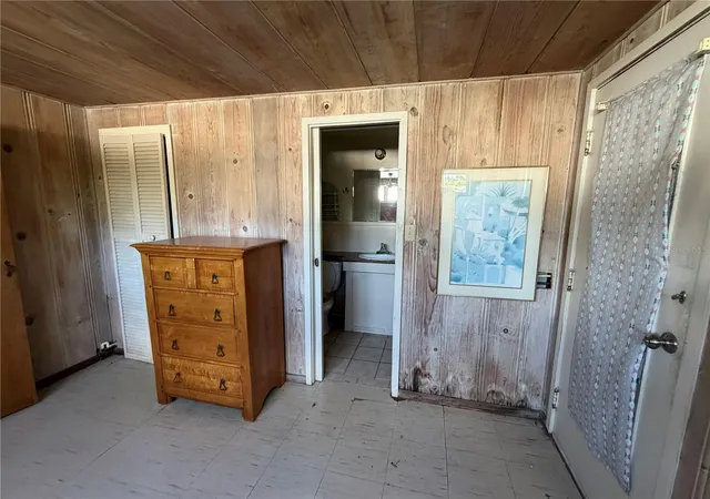 5th image of 902 Highland St St, Sarasota, FL 34234 | MLS# A4703625