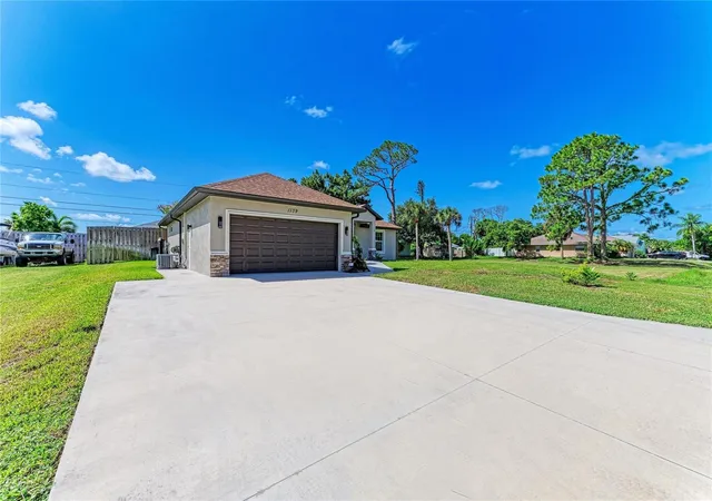 2nd image of 1139 Primrose Rd, Venice, FL 34293 | MLS# N6145433