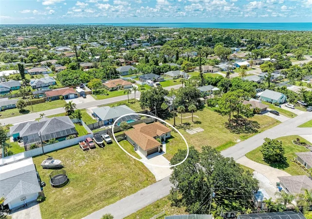 3rd image of 1139 Primrose Rd, Venice, FL 34293 | MLS# N6145433