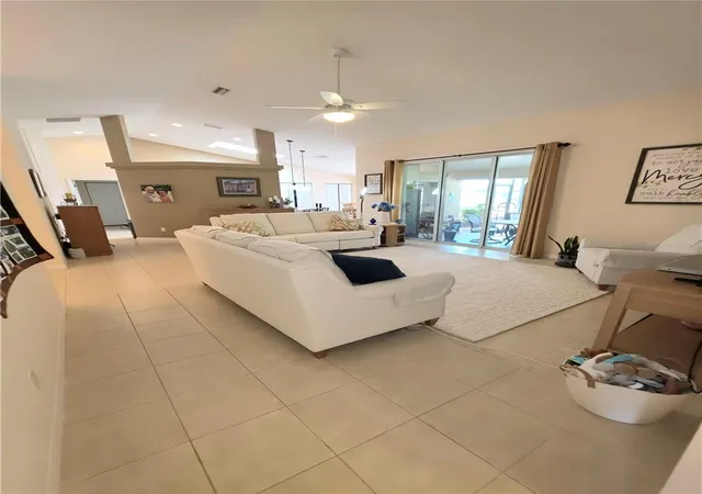 Photo 3 of Sale Pending at 3910 SW 103rd Street Rd, Ocala, FL 34476 | MLS# OM730807 | Listing updated on 2026-09-17