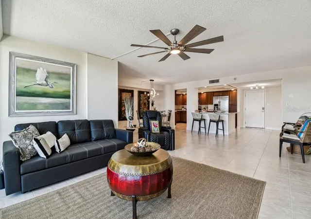 5th image of 400 Island Wy #509, Clearwater Beach, FL 33767 | MLS# W7888789