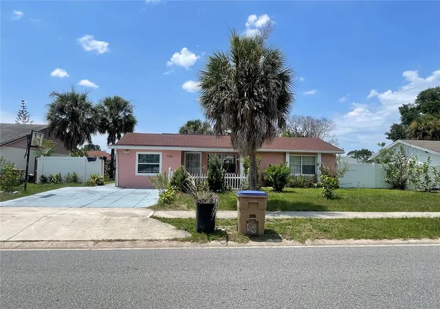 2nd image of 126 Dahlia Dr, Kissimmee, FL 34743 | MLS# S5156028