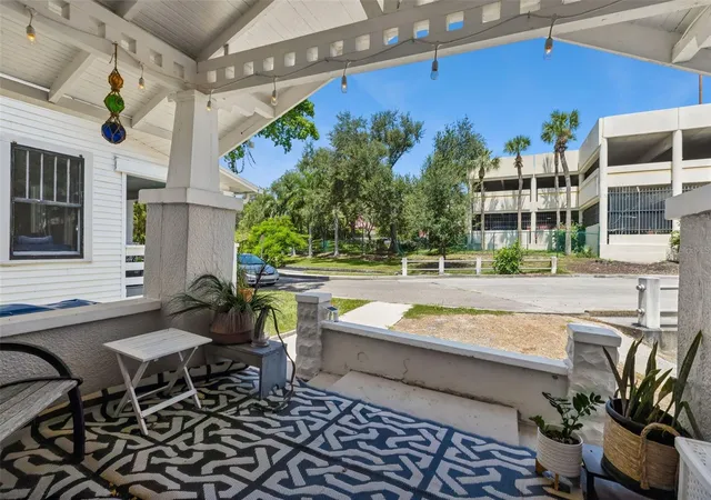 Photo 3 of Single family home for sale at 558 10Th Ave S, St Petersburg, FL 33701 | MLS# O6435432 | Listing updated on 2026-10-12
