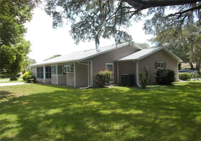 5th image of 10918 Sw 82Nd Ter, Ocala, FL 34481 | MLS# OM730810