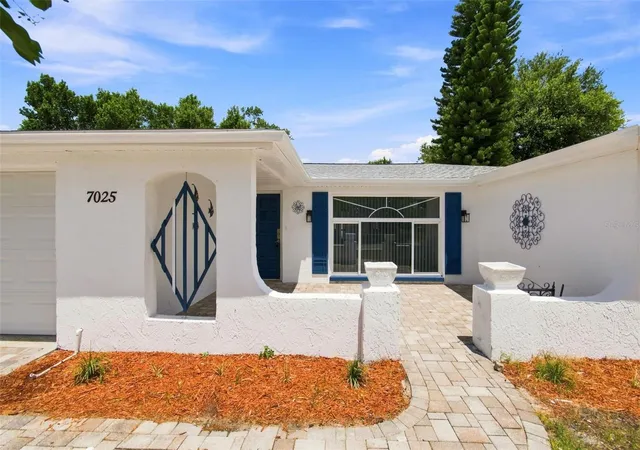 Photo 1 of Single family home for sale at 7025 Westcott Dr, Port Richey, FL 34668 | MLS# TB8541042 | Listing updated on 2026-08-27
