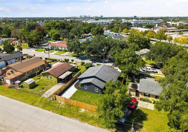 31st image of 900 Carver St, Winter Park, FL 32789 | MLS# O6435435