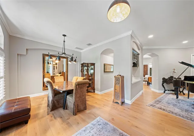 Photo 4 of Single family home for sale at 2805 Berwick Dr, Tarpon Springs, FL 34688 | MLS# TB8541045 | Listing updated on 2026-10-06
