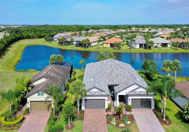 2nd image of 7636 Kirkland Cvs, Lakewood Ranch, FL 34202 | MLS# A4703628