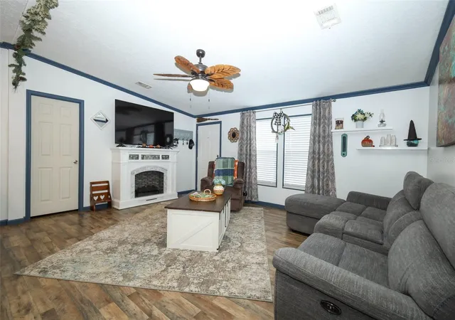 Photo 2 of Manufactured home for sale at 44031 East Rd, Paisley, FL 32767 | MLS# O6435454 | Listing updated on 2026-09-23