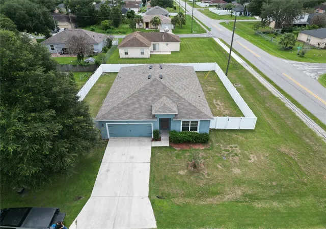 2nd image of 233 Tiffany Ct, Kissimmee, FL 34758 | MLS# S5156032