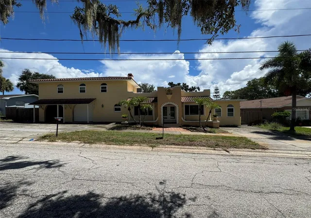 Photo 3 of Single family home for sale at 30 Kreamer Ave, Tarpon Springs, FL 34689 | MLS# TB8541074 | Listing updated on 2026-09-06