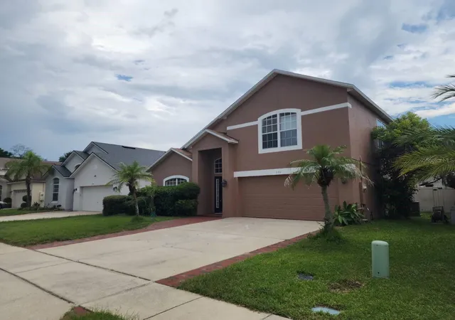 2nd image of 302 Clydesdale Cir, Sanford, FL 32773 | MLS# O6435469