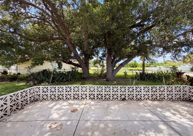 28th image of 6331 Safford Ter, North Port, FL 34287 | MLS# O6435471