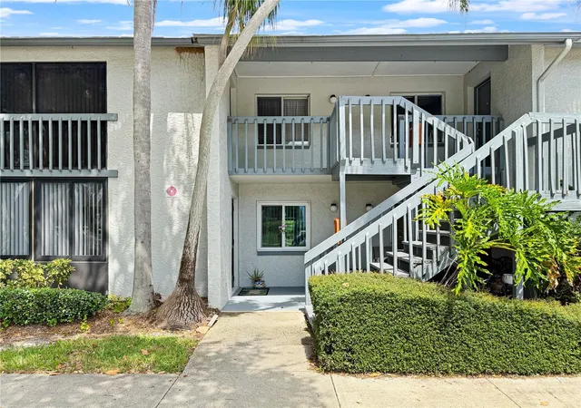 2nd image of 11201 122nd Ave #211, Largo, FL 33778 | MLS# TB8541078