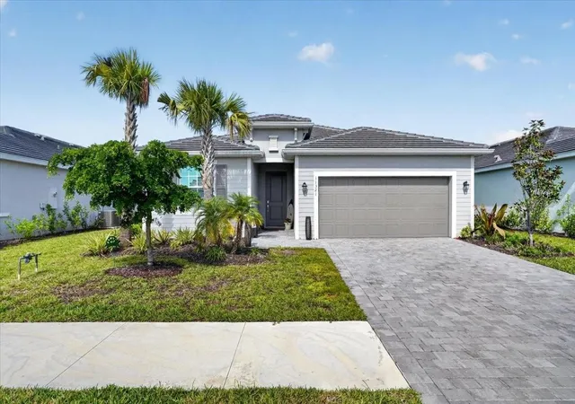 1st image of 11321 Pinot Dr, Venice, FL 34293 | MLS# A4703635