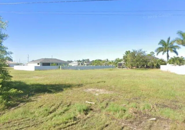 1st image of 12 Sw 25th Pl, Cape Coral, FL 33991 | MLS# O6435472