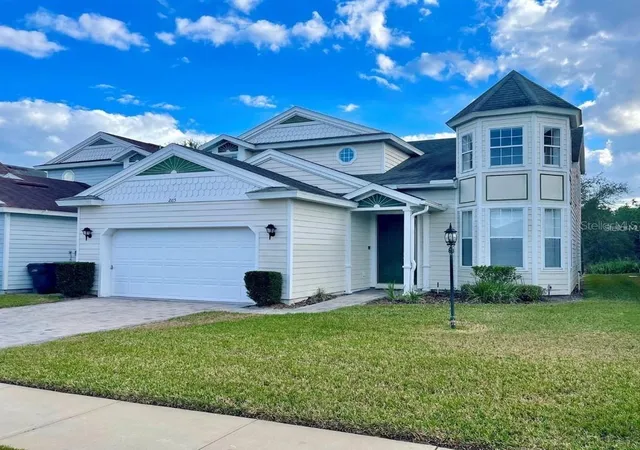 Photo 1 of Sale Pending at 2185 Victoria Dr, Davenport, FL 33837 | MLS# L4964467 | Listing updated on 2026-10-02