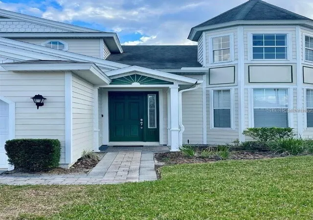 Photo 3 of Sale Pending at 2185 Victoria Dr, Davenport, FL 33837 | MLS# L4964467 | Listing updated on 2026-10-02