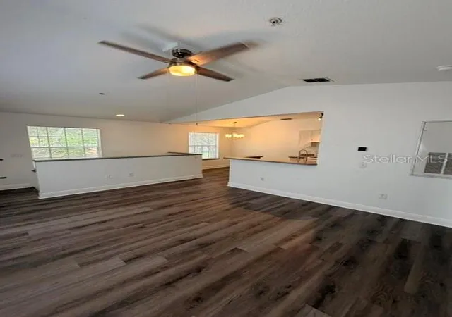 Listing Photo 4 - Condo for sale in building located at 877 Grand Regency Pt, Altamonte Springs, FL 32714 - Unit #200