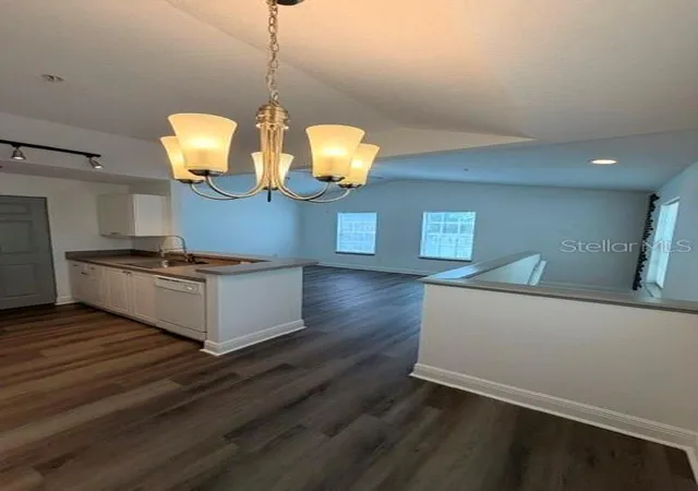 Listing Photo 5 - Condo for sale in building located at 877 Grand Regency Pt, Altamonte Springs, FL 32714 - Unit #200