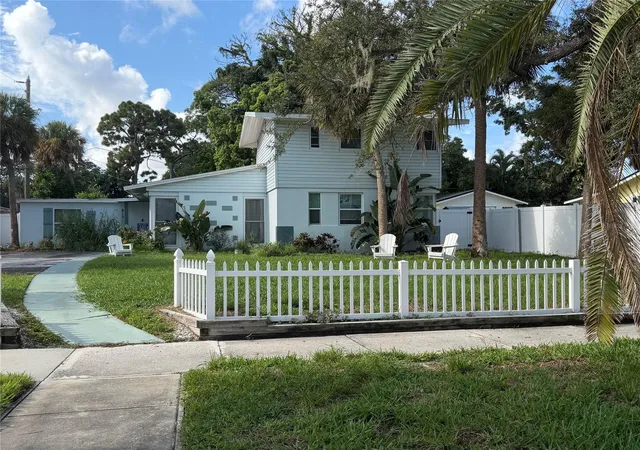 1st image of 415 Venetian Dr, Clearwater, FL 33755 | MLS# TB8541083