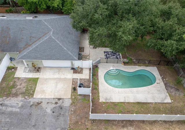 Photo 3 of Multi family home for sale at 1213 Benedict Ct, Sarasota, FL 34237 | MLS# TB8541085 | Listing updated on 2026-09-28