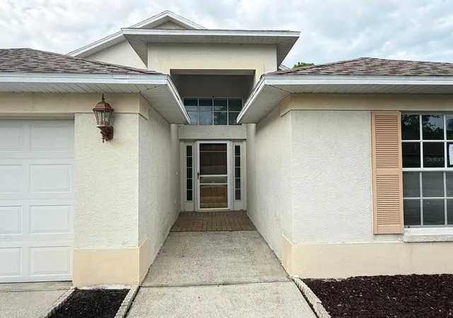 Photo 2 of Single family home for sale at 12533 Sparkleberry Rd, Tampa, FL 33626 | MLS# W7888796 | Listing updated on 2026-10-14
