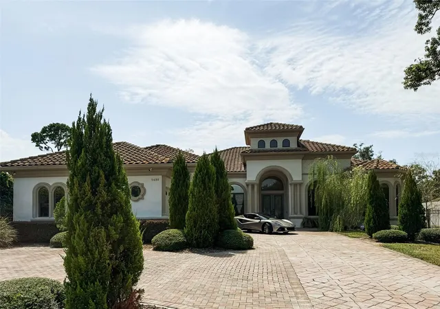 Photo 2 of Single family home for sale at 1480 Hempel Ave, Windermere, FL 34786 | MLS# S5156040 | Listing updated on 2026-09-02