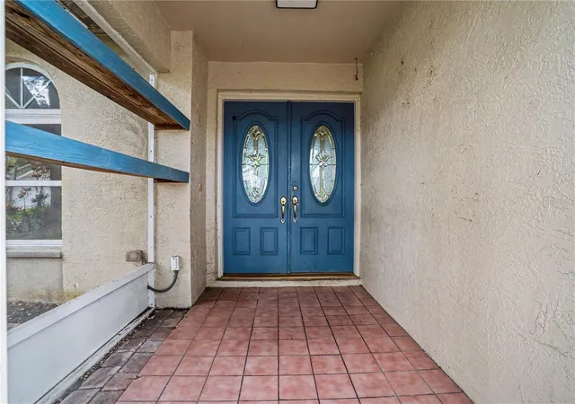 4th image of 2179 Cypress Point Dr N, Clearwater, FL 33763 | MLS# TB8541094
