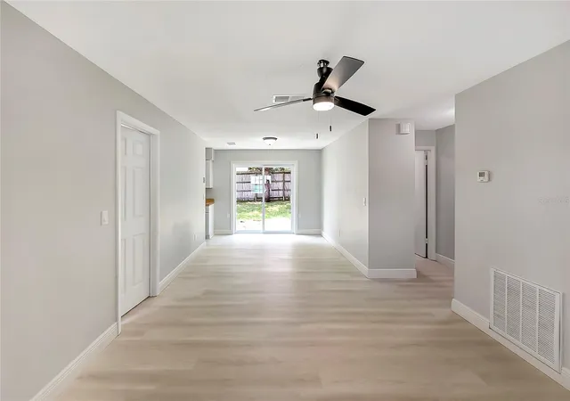 5th image of 5956 W Amelia St, Orlando, FL 32835 | MLS# O6435496