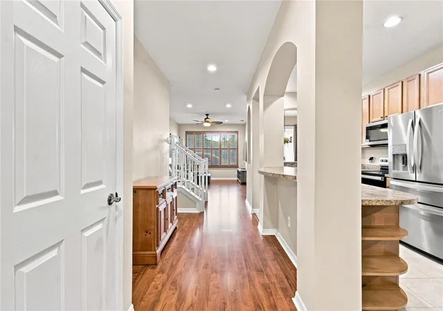 Photo 4 of Townhouse for sale at 2251 Park Crescent Dr, Land O Lakes, FL 34639 | MLS# TB8541096 | Listing updated on 2026-10-21