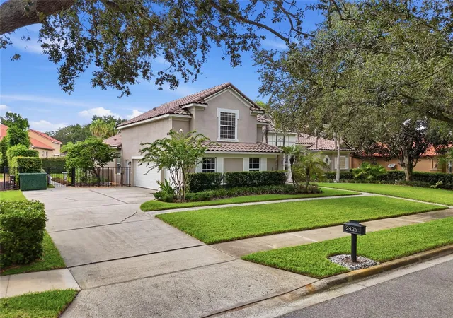 Photo 3 of Single family home for sale at 2426 Baesel View Dr, Orlando, FL 32835 | MLS# O6435500 | Listing updated on 2026-08-28