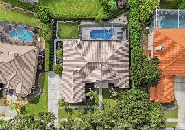 Photo 3 of Single family home for sale at 2426 Baesel View Dr, Orlando, FL 32835 | MLS# O6435500 | Listing updated on 2026-08-28