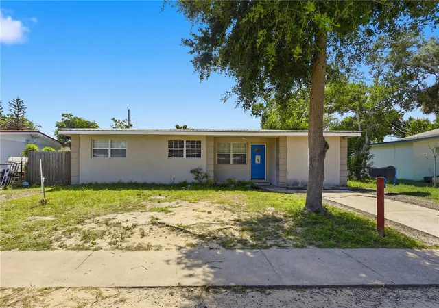 2nd image of 934 Lewis Dr, Daytona Beach, FL 32117 | MLS# FC320860