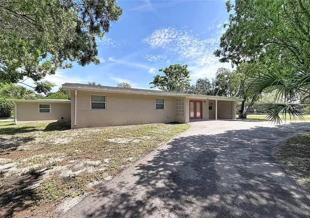Photo 1 of Sale Pending at 7509 New Jersey Ave, Hudson, FL 34667 | MLS# TB8541106 | Listing updated on 2026-08-27