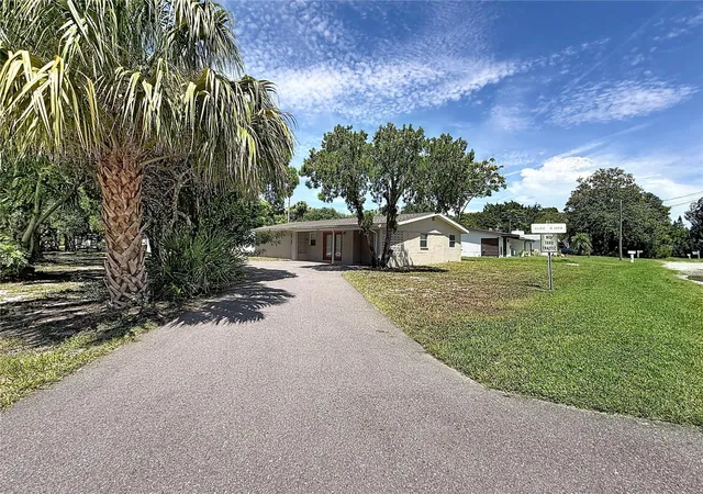 Photo 3 of Sale Pending at 7509 New Jersey Ave, Hudson, FL 34667 | MLS# TB8541106 | Listing updated on 2026-08-27
