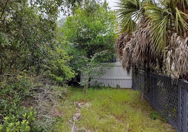Photo 3 of Manufactured home for sale at 4601 Ne 105th Pl, Anthony, FL 32617 | MLS# TB8541111 | Listing updated on 2026-08-28
