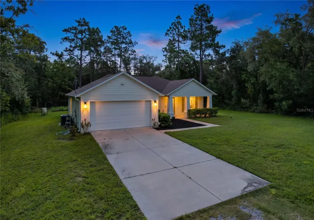 Photo 3 of Sale Pending at 14370 English Sparrow Rd, Weeki Wachee, FL 34614 | MLS# W7888799 | Listing updated on 2026-08-30