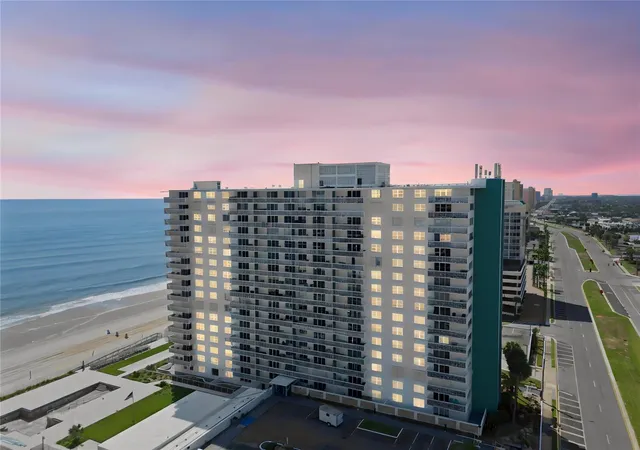 2nd image of 2800 N Atlantic Ave, DAYTONA BEACH, FL 32118